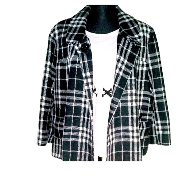 🆕EXCELLENT Black & White Wool Plaid Cape/Jacket - Picture 2 of 5